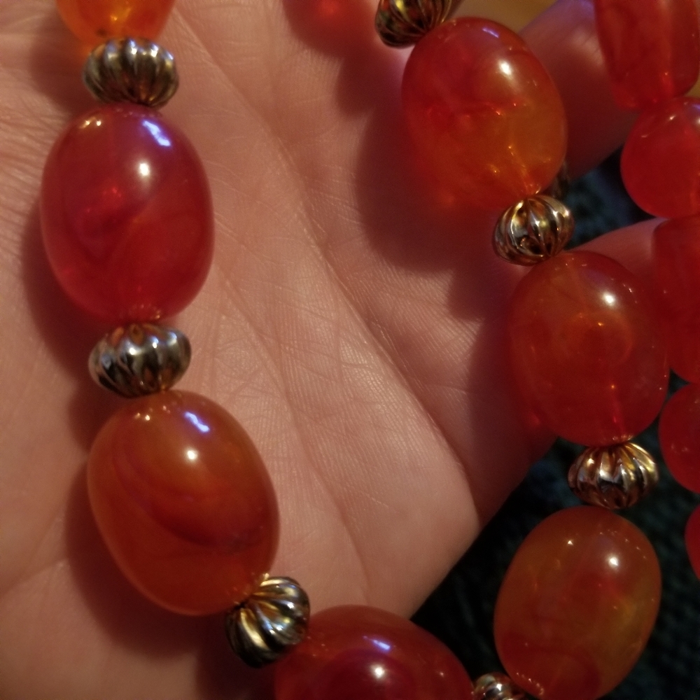 Vintage necklace orange beads gold tone autumn fall - Picture 7 of 8